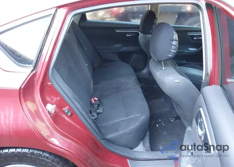 2014 Nissan Altima 2.5 S z USA, uszkodzony, nr VIN 1N4AL3AP8EC139183